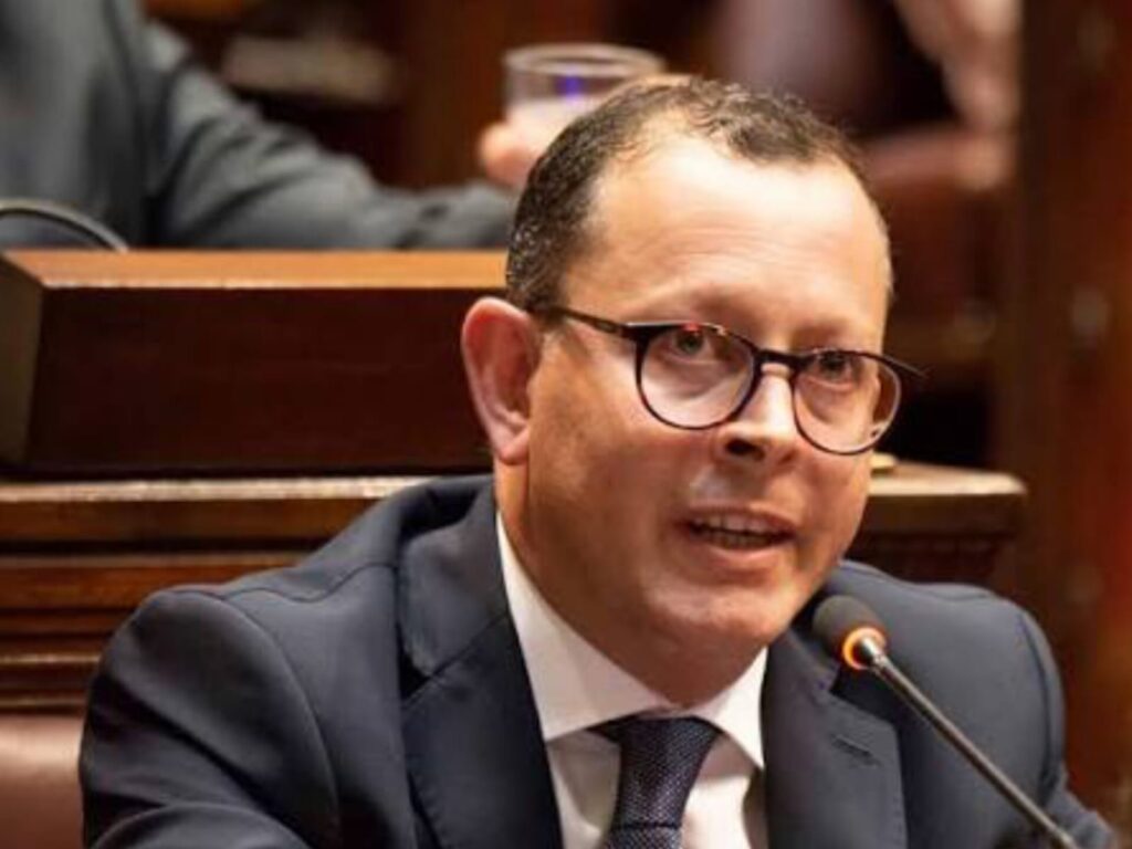 Alvaro Perrone: "lo primero que tenemos que hacer es escuchar"