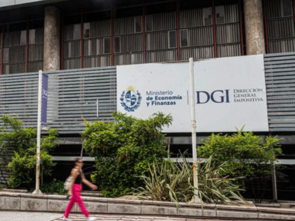 DGI empieza a pagar dinero a favor a quienes anticiparon la Declaración Jurada de IRPF