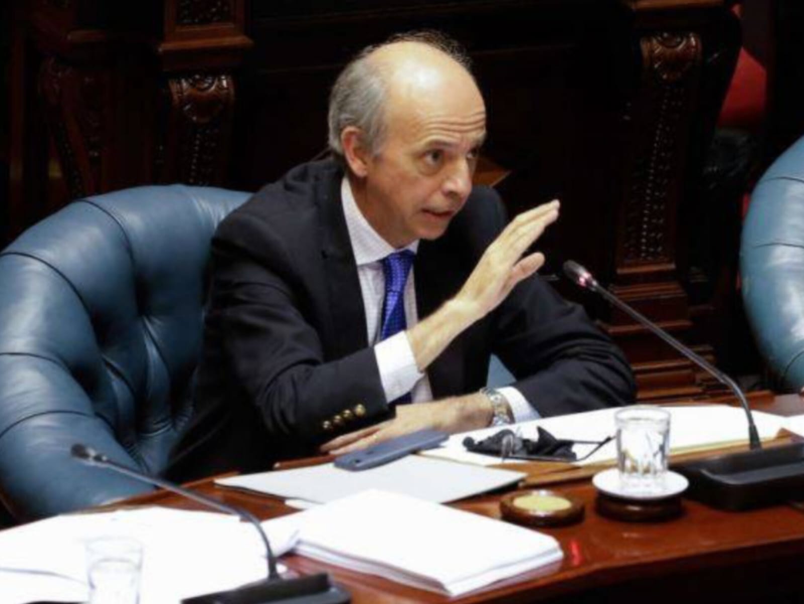El senador Javier García volvió a cruzar al ministro Oddone tras la interpelación