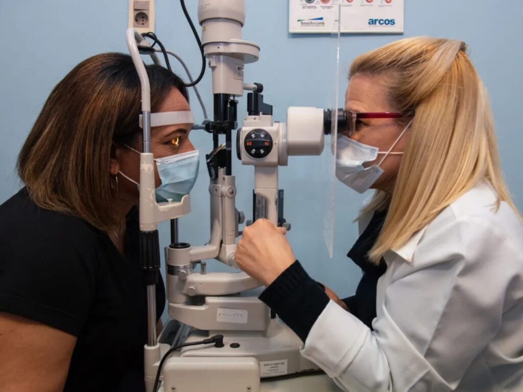 Uruguay puede perder toda la "asistencia internacional" de Estados Unidos si mantiene el programa cubano "Misiones Médicas"