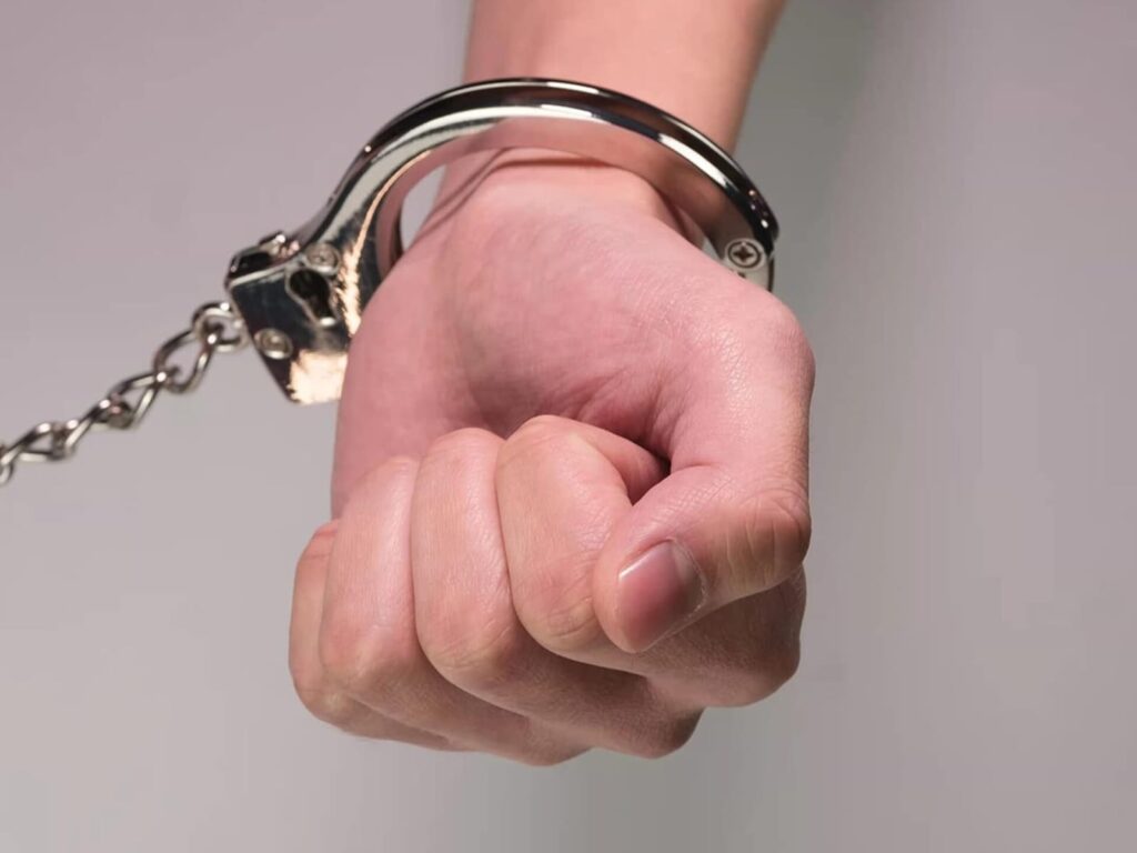 Hombre condenado por tres estafas a comercios de Fray Bentos