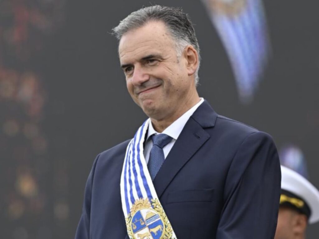 Yamandú Orsi enfrenta el desafío de entusiasmar a quienes lo votaron pero no le aseguran fidelidad