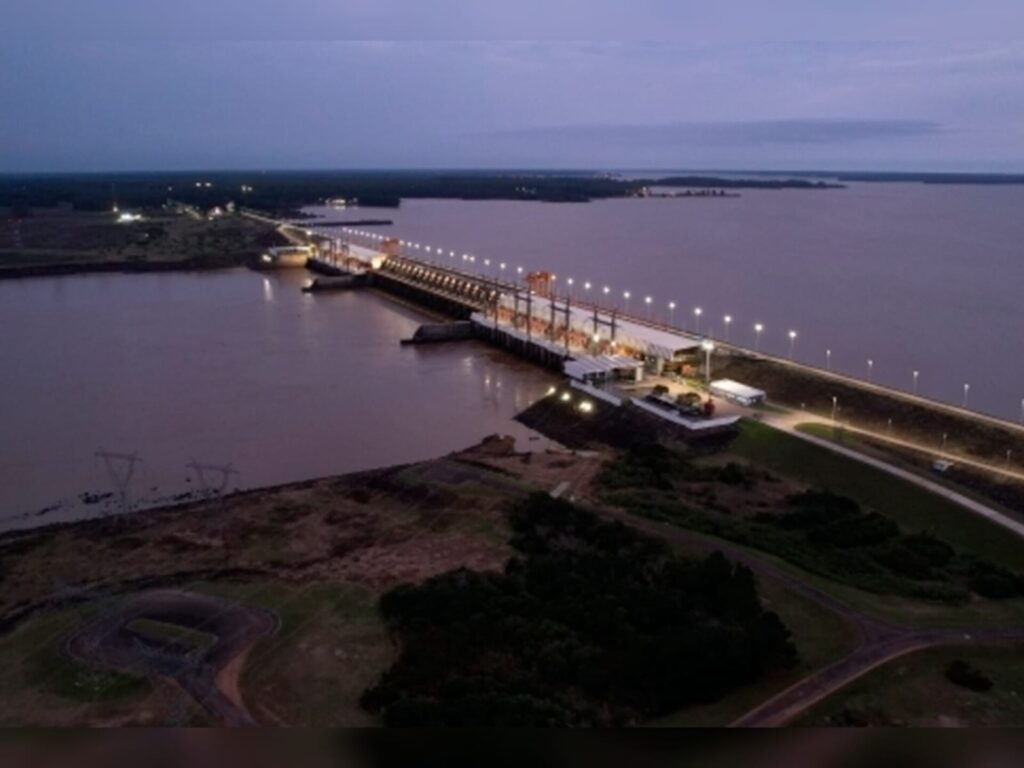 CTM Salto Grande firmó acuerdo con la Intendencia de Río Negro
