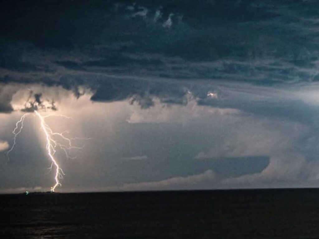 INUMET emitió alerta meteorológico