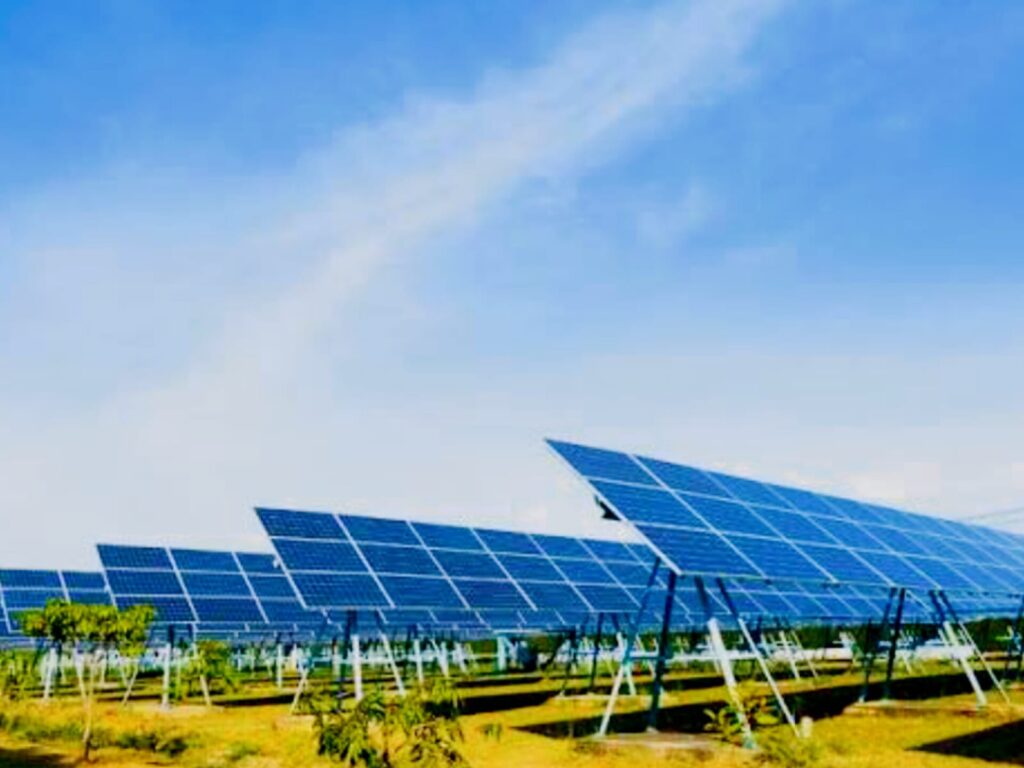Levratto destacó que la planta solar de UTE generará más de 100 puestos de trabajo