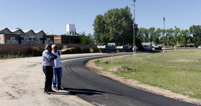 Finalizan trabajos en la Pista del Polideportivo "Juan B. Tiscornia"