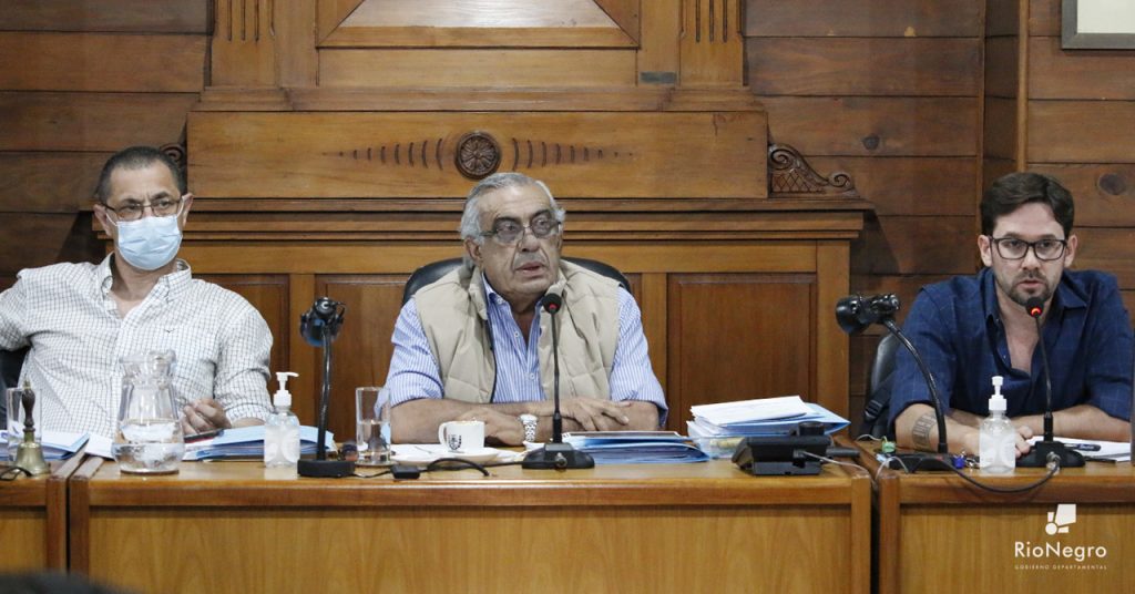 Frente Amplio se retiró de sala en medio de la exposición del Intendente Lafluf