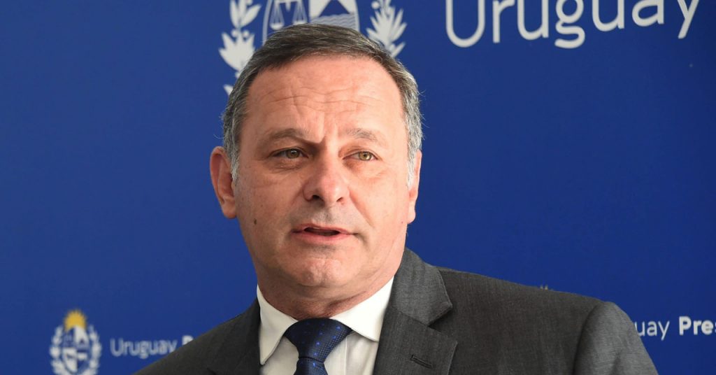 Alvaro Delgado: "tenemos un 93% o 94% de la población mayor de 12 años inmunizada"