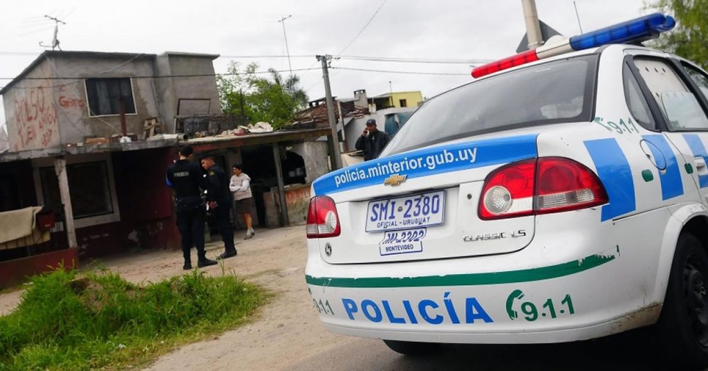 Policías retornan a la actividad