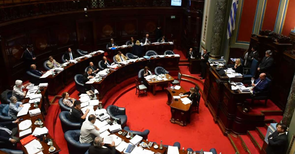 Comisión de Diputados aprobó proyecto de reparación de víctimas de la guerrilla