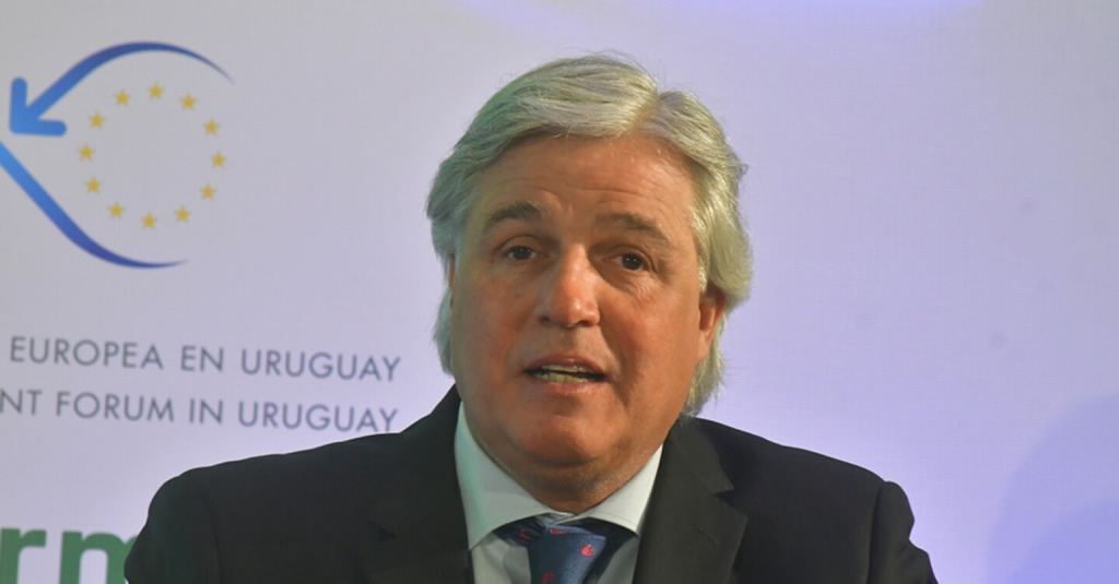 Frente Amplio plantea convocar a Francisco Bustillo