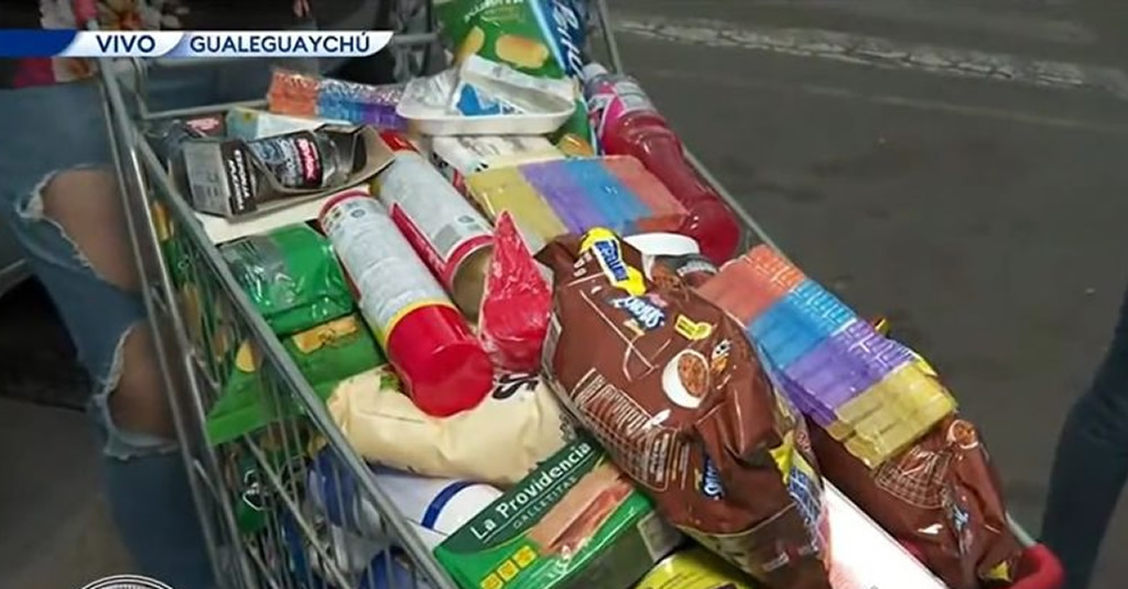 "El que votó al Cuqui que se la banque y compre en Uruguay"