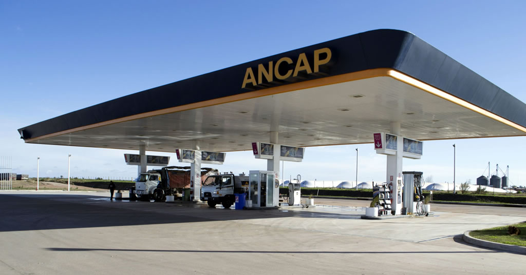 "La espalda de ANCAP se terminó", afirmó Lacalle Pou