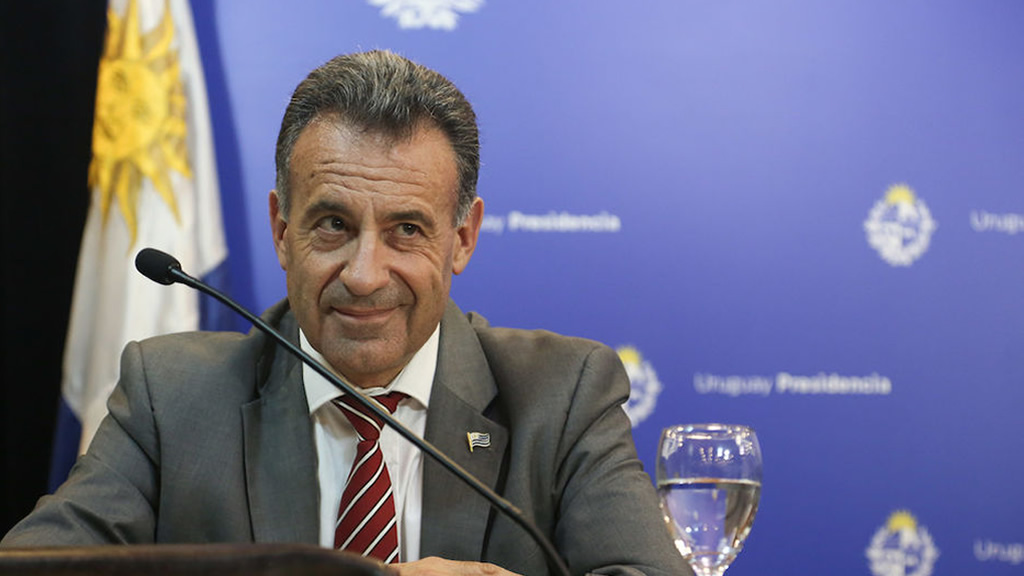 Se oficializó la candidatura de Daniel Salinas para la dirección de la OPS