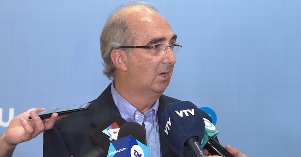 Guillermo Maciel dijo que las autoridades del Ministerio del Interior no sabían del pasaporte de Maciel antes de su emisión