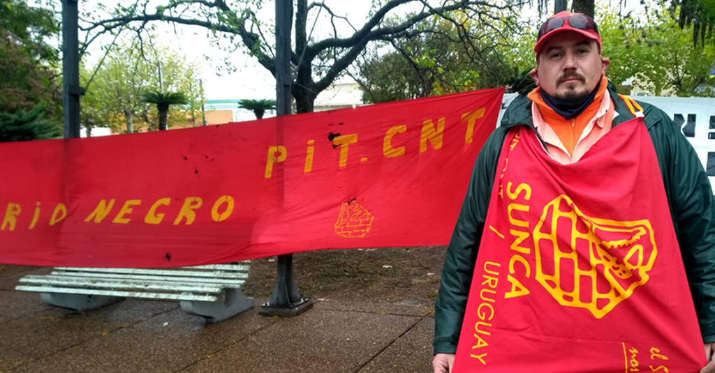 "Los trabajadores de la construcción hacemos edificios y vivimos a veces en ranchos de costaneros"
