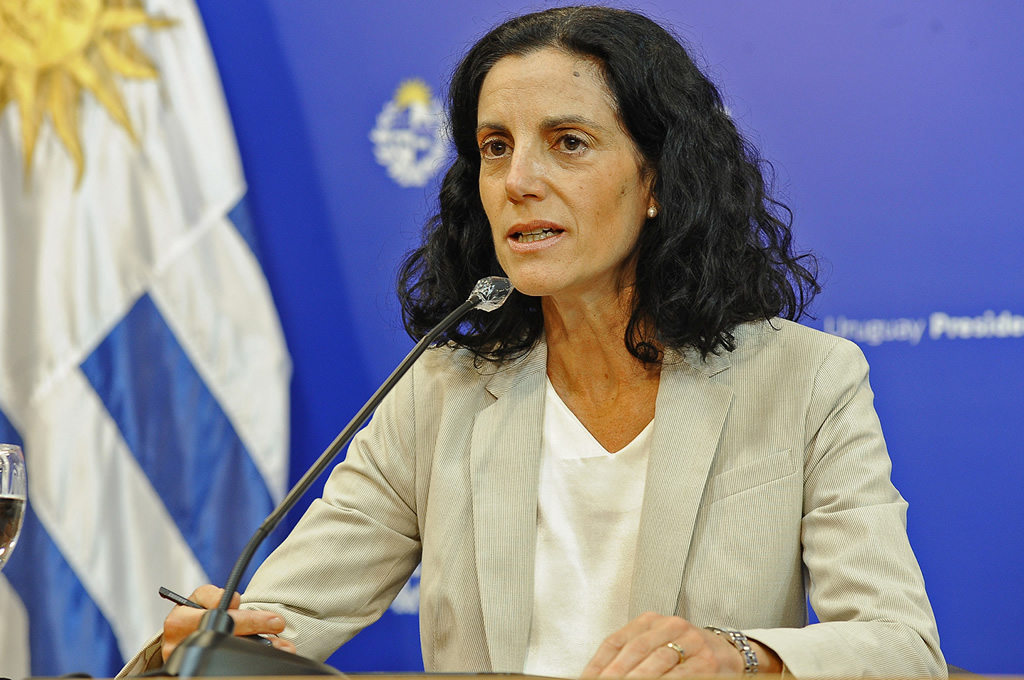 Azucena Arbeleche afirmó que el gobierno está cumpliendo el compromiso de mantener el salario real