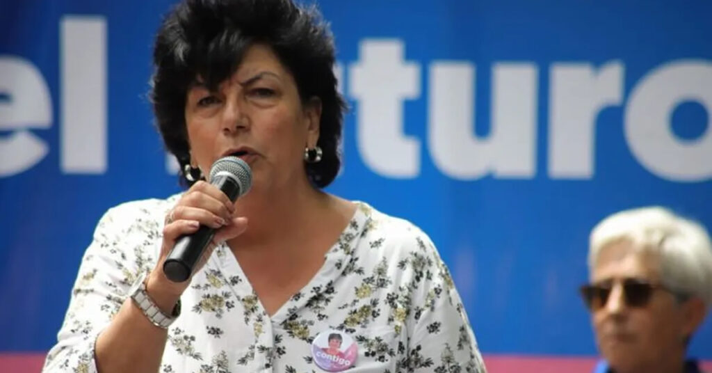 Despidieron los restos de Ivonne Passada, que fue velada en el Palacio Legislativo