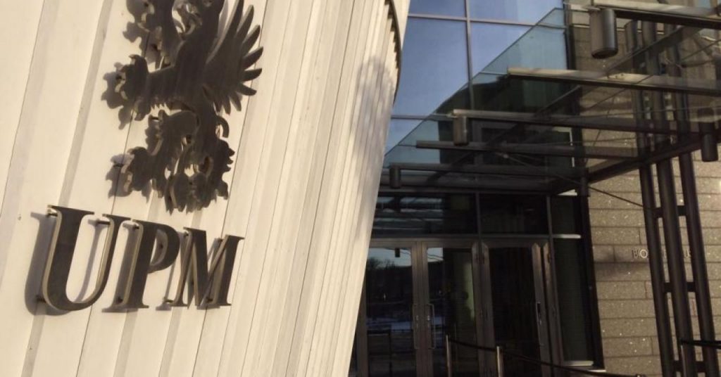 Llegó a Fray Bentos el primer barco con materiales de estructura para UPM2